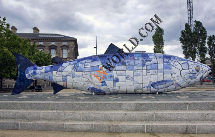 Medium size - left floating